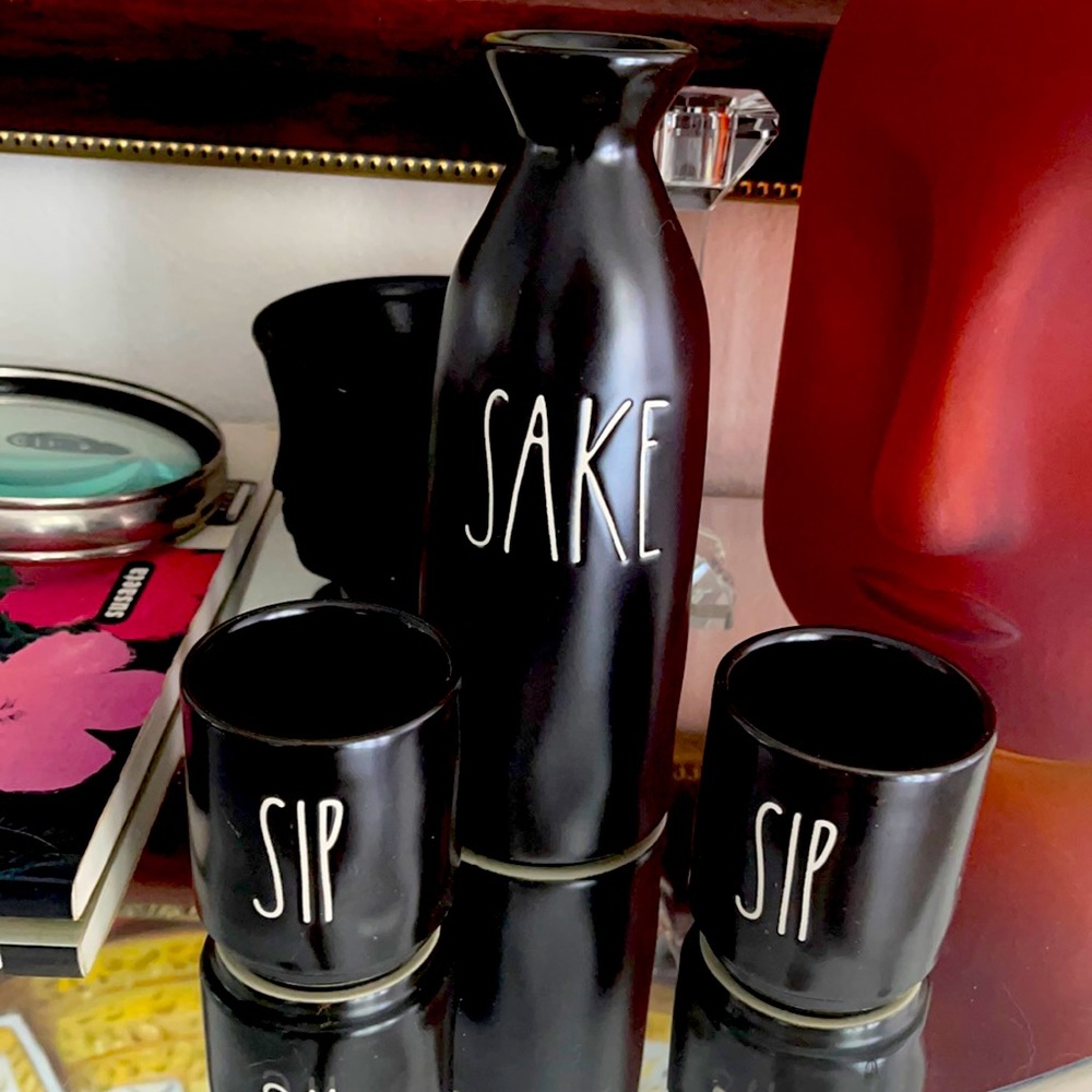 Rae Dunn Sake Black Set